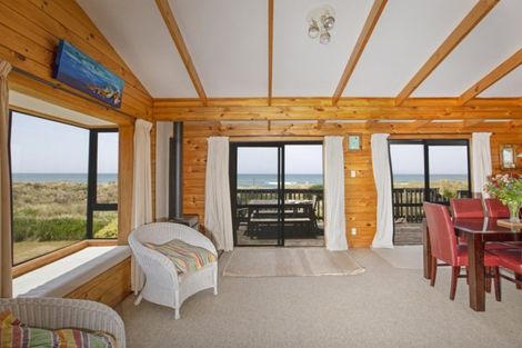 Photo of property in 75 Blue Pacific Parade, Riversdale Beach, Masterton, 5872