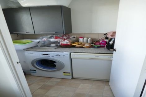 Photo of property in 51 Lynn Road, Bayview, Auckland, 0629