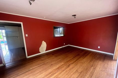 Photo of property in 7 Osmond Court, Sunnyvale, Auckland, 0612