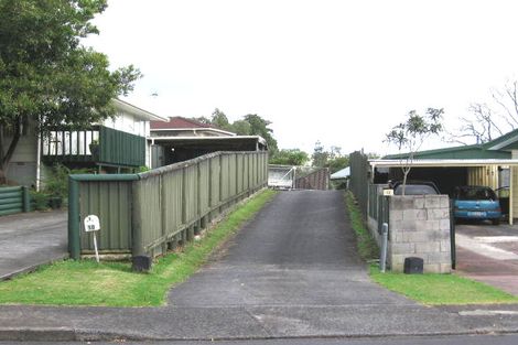 Photo of property in 12 Serwayne Place, Sunnyvale, Auckland, 0612