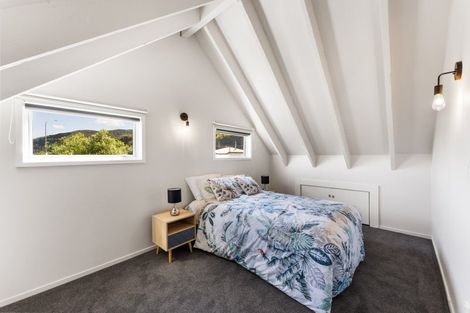 Photo of property in 5-7 Annabell Grove, Haywards, Lower Hutt, 5018