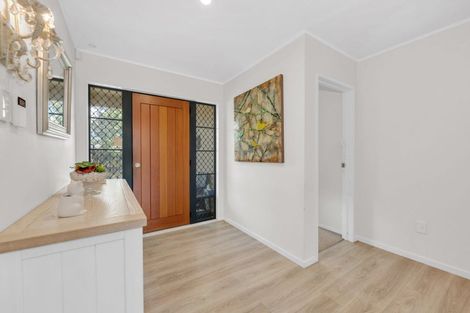 Photo of property in 28a Ksenia Drive, Flat Bush, Auckland, 2019
