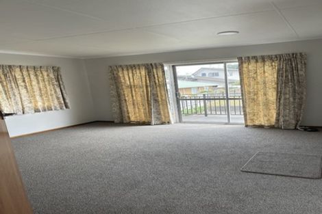Photo of property in 28 Valley Road, Mount Maunganui, 3116