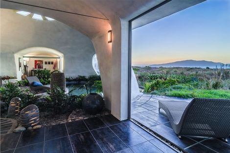 Photo of property in Solemer Beach House, 80 Paetawa Road, Peka Peka, Waikanae, 5391