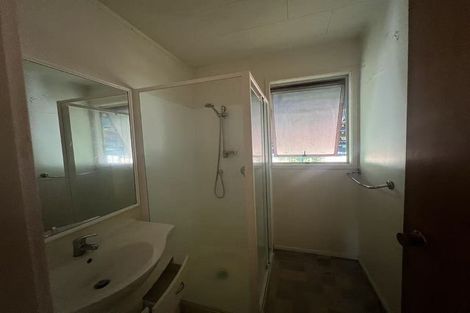 Photo of property in 11 Vimy Place, Mangere, Auckland, 2022