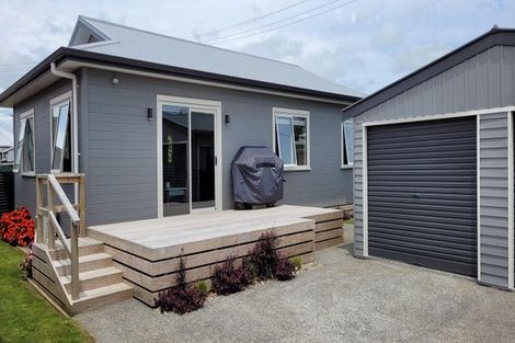 Photo of property in 7a Raleigh Street, Vogeltown, New Plymouth, 4310
