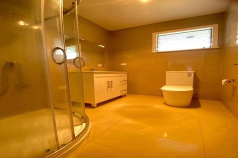 Photo of property in 2/3202 Great North Road, New Lynn, Auckland, 0600