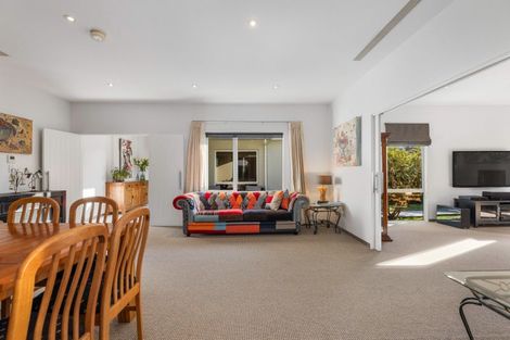 Photo of property in 142 North Parade, Richmond, Christchurch, 8013
