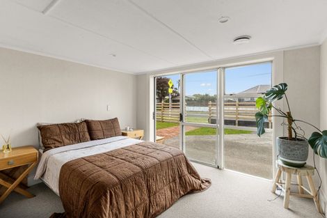 Photo of property in 1 Galt Street, Hawera, 4610