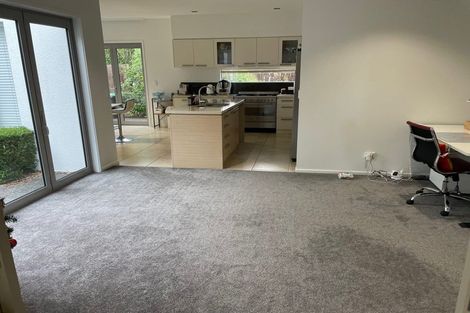 Photo of property in 18 Bryndwr Road, Fendalton, Christchurch, 8052