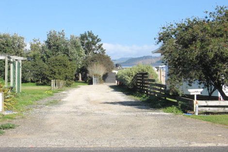 Photo of property in 158 Cook Drive, Whitianga, 3510