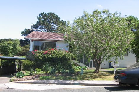 Photo of property in 33 Gladys Avenue, Glenfield, Auckland, 0629