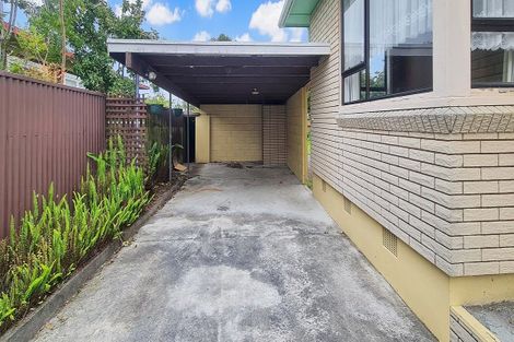 Photo of property in 2 Oaklea Avenue, Marton, 4710