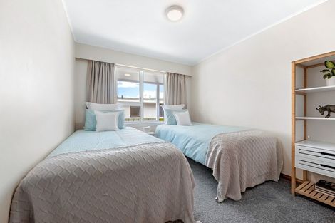 Photo of property in 30 Viewmont Drive, Harbour View, Lower Hutt, 5010
