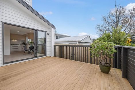 Photo of property in 20a Seine Road, Forrest Hill, Auckland, 0620