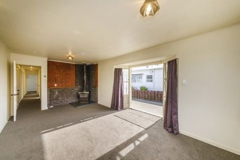 Photo of property in 91 Bridge Street, Bulls, 4818