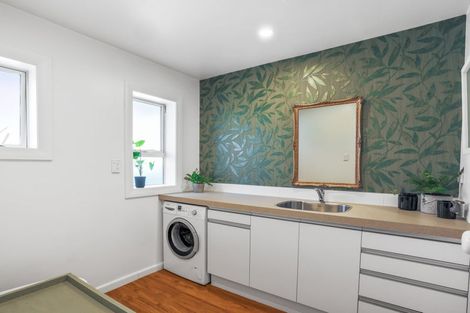 Photo of property in 71 Hamilton Avenue, Ilam, Christchurch, 8041