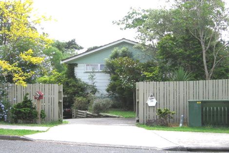 Photo of property in 36 Weatherly Road, Torbay, Auckland, 0630