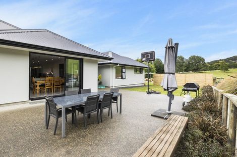 Photo of property in 34 Tara Hills Drive, North Taieri, Mosgiel, 9092