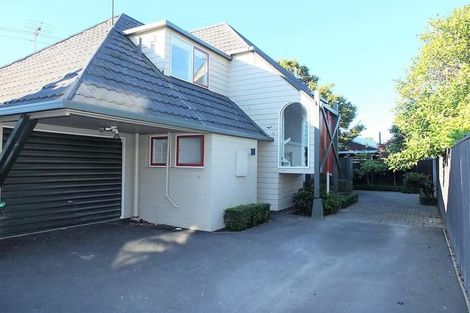 Photo of property in 76b Memorial Avenue, Ilam, Christchurch, 8053