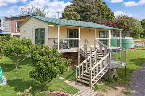 Photo of property in 11a Sergeant Road, Awhitu, Waiuku, 2684