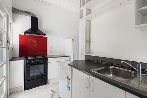 Photo of property in 9 Mortimer Terrace, Aro Valley, Wellington, 6021