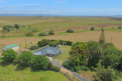 Photo of property in 3291 Kaipara Coast Highway, Glorit, Warkworth, 0984