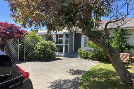 Photo of property in 1/37b Main Road, Redcliffs, Christchurch, 8081