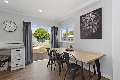 Photo of property in 64 Enderley Avenue, Enderley, Hamilton, 3214