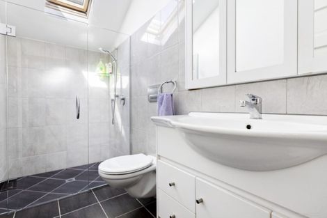 Photo of property in 60 Hobson Street, Thorndon, Wellington, 6011