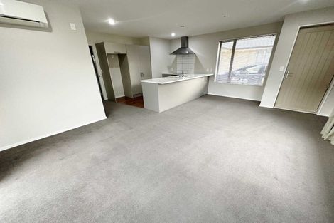 Photo of property in 42 Thackeray Place, Waltham, Christchurch, 8023