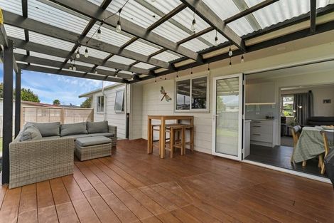 Photo of property in 9 Ohira Place, Henderson, Auckland, 0612