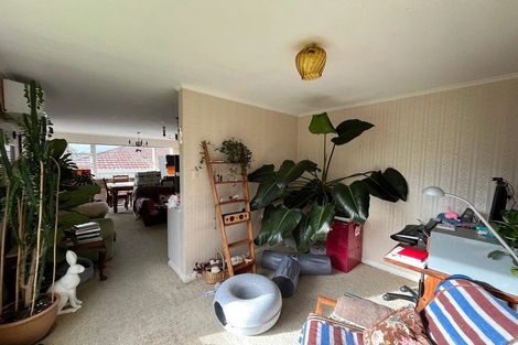 Photo of property in 8 Angell Street, Johnsonville, Wellington, 6037