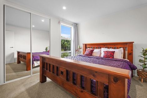 Photo of property in 5 Sauterne Road, Kumeu, 0810