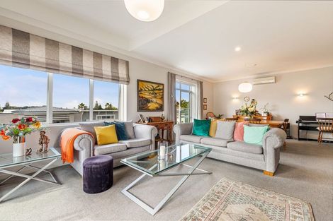 Photo of property in 57 Parkside Drive, Orewa, 0931