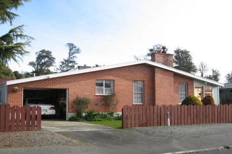 Photo of property in 36 Hillary Street, Winton, 9720