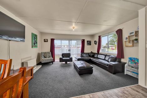 Photo of property in 26 Ramanui Avenue, Hawera, 4610