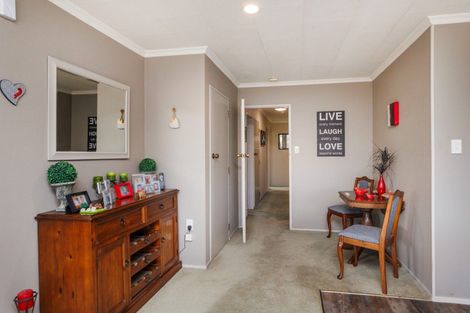 Photo of property in 8 Willowbank Crescent, Feilding, 4702