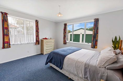 Photo of property in 11 Wharenui Terrace, Roslyn, Palmerston North, 4414