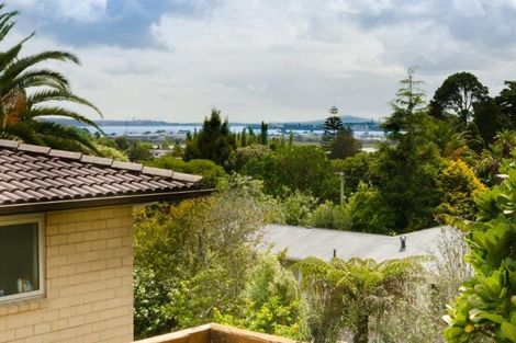 Photo of property in 17a Te Atatu Road, Te Atatu South, Auckland, 0610