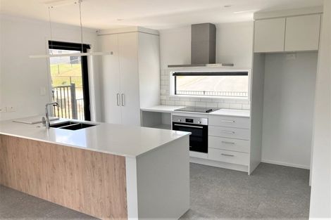 Photo of property in 4 Kauri Lane, Omokoroa, 3114