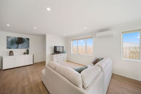 Photo of property in 12 Regis Park Drive, Pukekohe, 2120