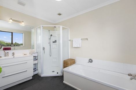 Photo of property in 22 Dukes Road North, Mosgiel, 9092