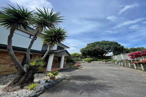 Photo of property in 17 Annalong Road, Dannemora, Auckland, 2016