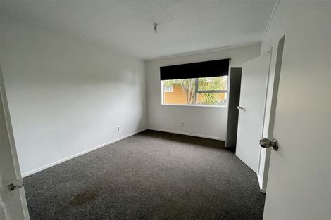 Photo of property in 18 Pankhurst Place, Sunnyvale, Auckland, 0612