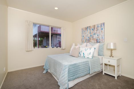 Photo of property in 17a Te Atatu Road, Te Atatu South, Auckland, 0610