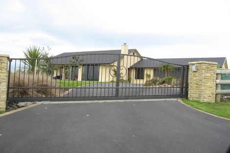 Photo of property in 905 Old North Road, Waimauku, 0882