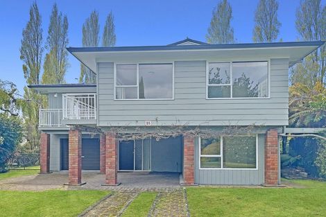 Photo of property in 25 Kinloch Road, Kinloch, Taupo, 3377