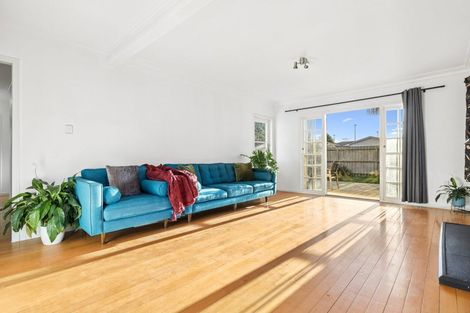 Photo of property in 8 Landscape Road, Pukekohe, 2120