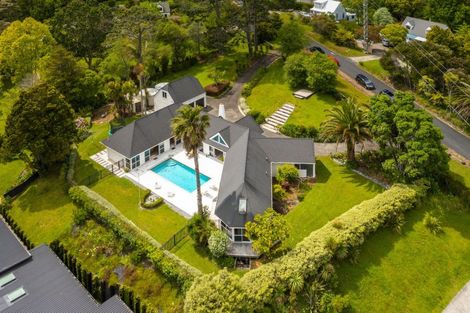 Photo of property in 30 Bernard Magnus Lane, Greenhithe, Auckland, 0632